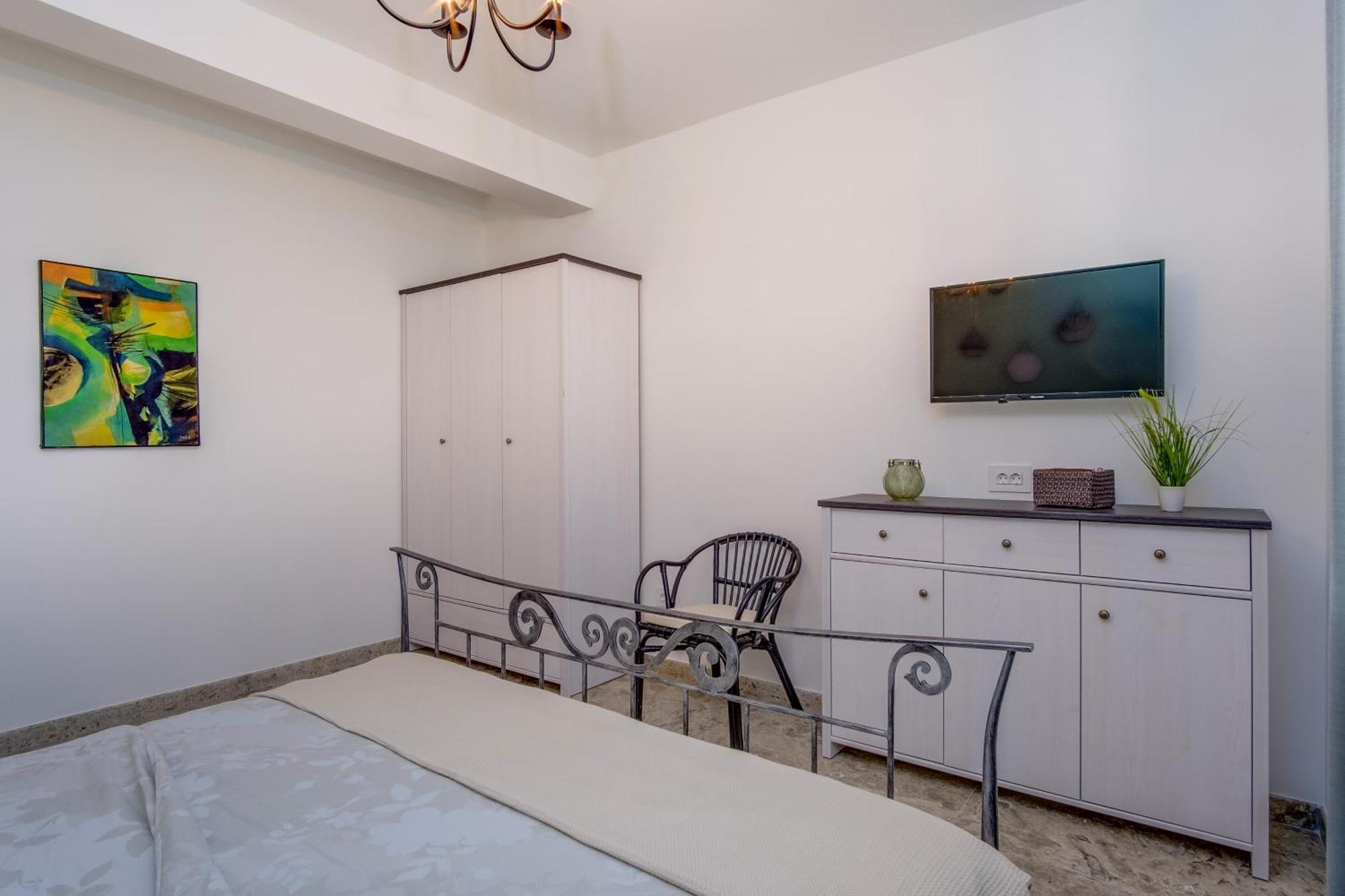 Apartment Medea, St. Martin Mali Losinj Ruang foto